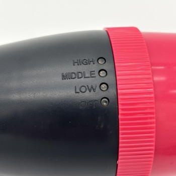 Plaukų džiovintuvas–šepetys „One Step Hair Dryer and Styler“, juodos ir rožinės spalvos, su apvaliu šepečiu ir 4 režimų jungikliu