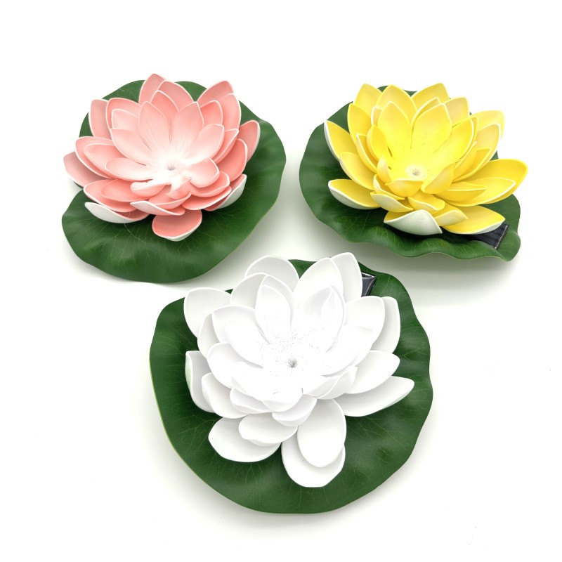 Saulės energija maitinama plaukiojanti vandens lelija su LED apšvietimu IP65