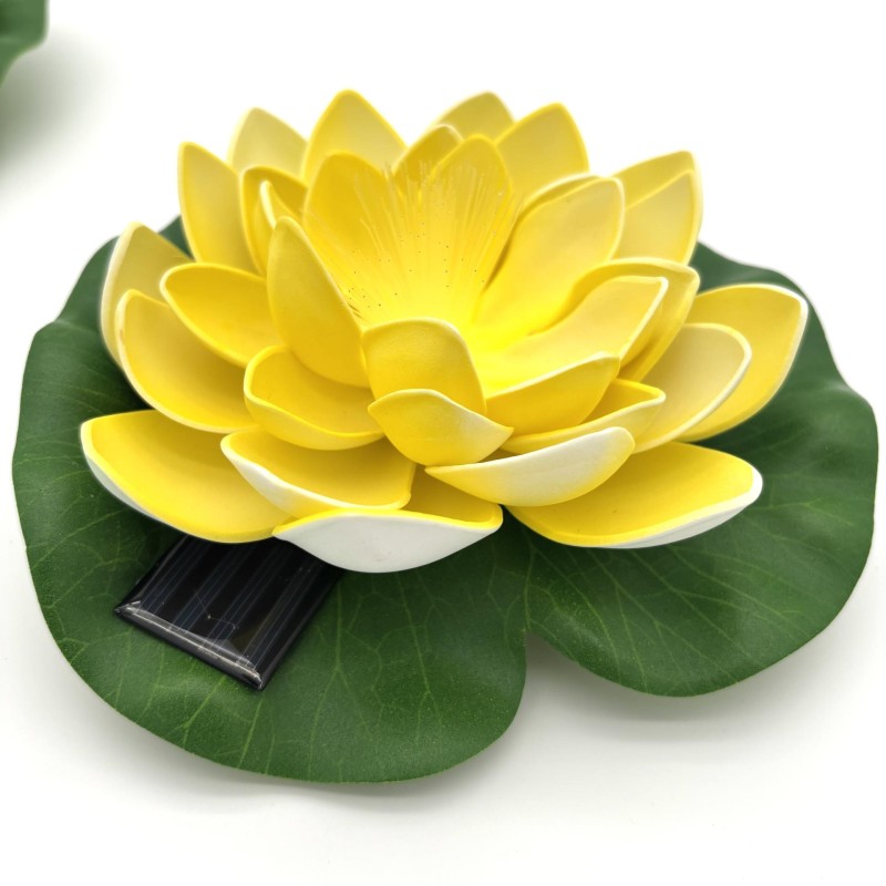 Saulės energija maitinama plaukiojanti vandens lelija su LED apšvietimu IP65