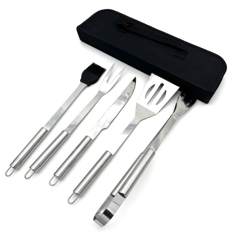 Grilio įrankių rinkinys su dėklu 5 dalių, 38×28 cm atidarytas, 38×12 cm uždarytas