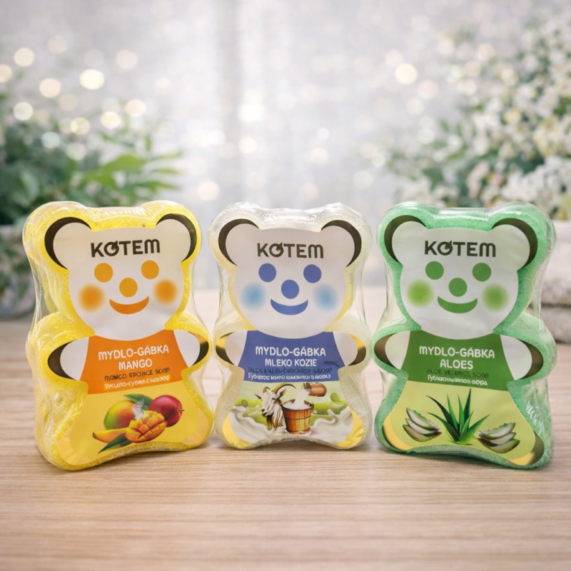 Vaikiškas muilas-kempinė KOTEM meškiuko formos 130 g (mango, ožkos pienas, alavijas) Vaikiškas muilas-kempinė KOTEM meškiuko formos 130 g (mango, ožkos pienas, alavijas)