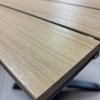 Lauko staliukas 70 x 70 x 72 cm su rudu lentelių imitacijos stalviršiu ir juodu metaliniu pagrindu