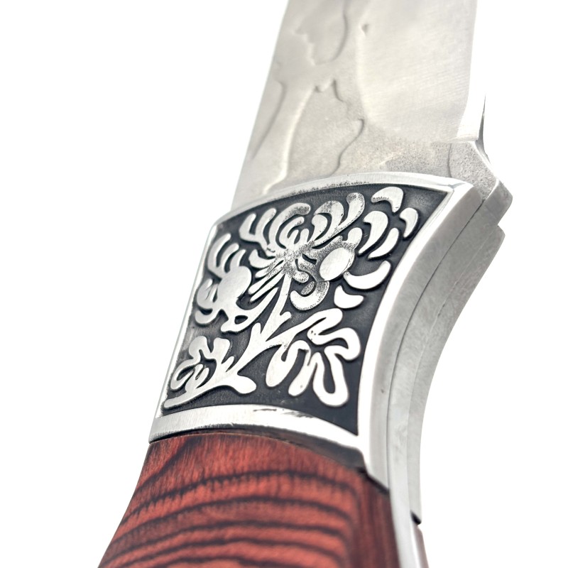 Virtuvinis peilis su medine rankena, 26 cm ilgio, apie 14 x 3 cm ašmenys